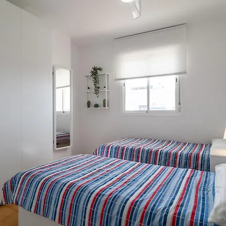 Daire 1 Bedroom Stunning Apartment In Torrox Costa Torrox