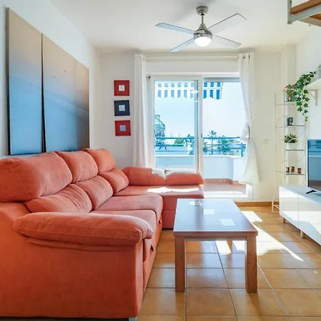 1 Bedroom Beautiful In Costa Apartmán